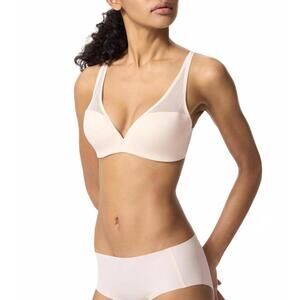 Uniqlo Wireless Mesh Bra | 3D Hold Natural NWT Size 30/32 AA A